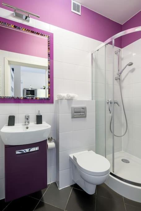 Apartament Modern In Location *